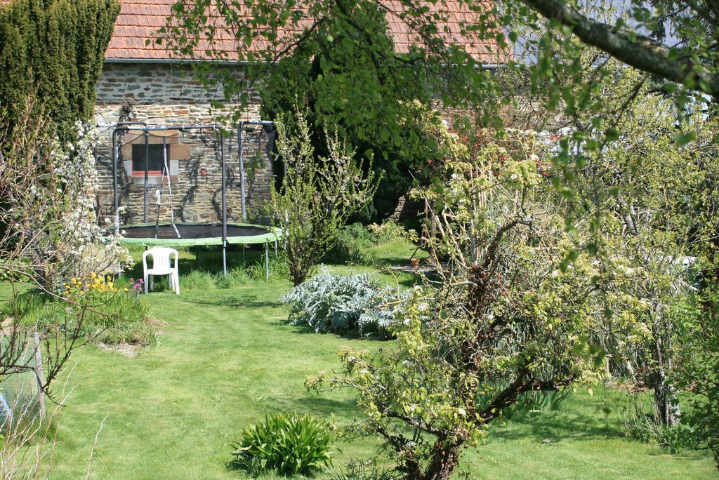 Willa Le Petit Manoir - Jean Gedouin Servon  Zewnętrze zdjęcie