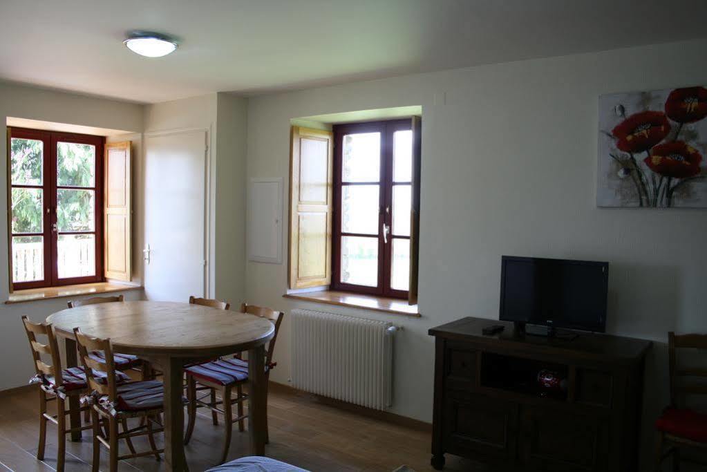 Willa Le Petit Manoir - Jean Gedouin Servon  Zewnętrze zdjęcie